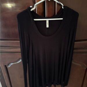 Women's Black Top